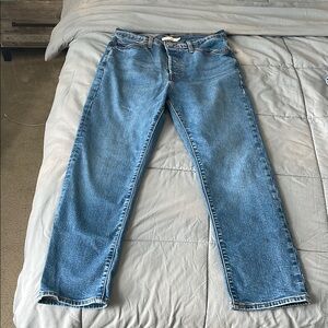 Levi’s High Waisted Straight Leg Jeans